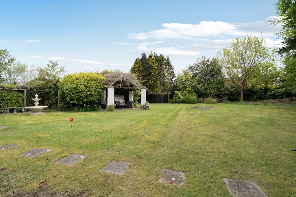 Additional image 32 of 6 bed detached house for saleGreys Road, Henley-On-Thames, Oxfordshire RG9
