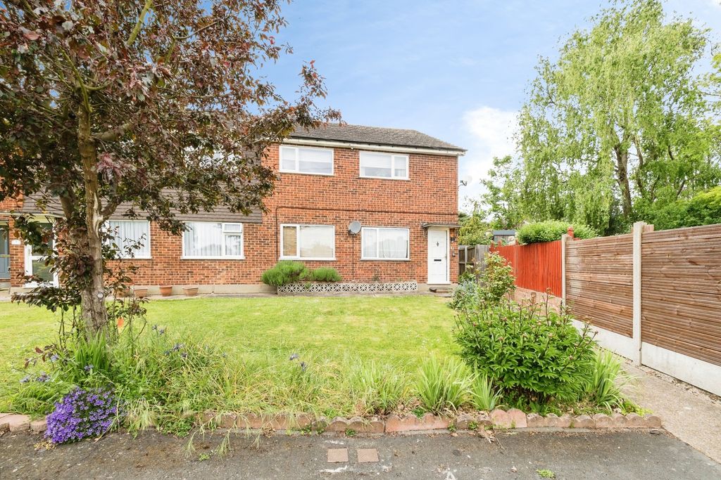 Additional image 2 of 2 bed maisonette for saleHurstlands Close, Hornchurch RM11