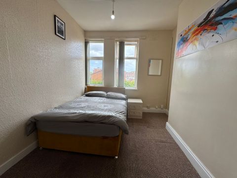Oakwood Road, Sparkhill, Birmingham B11, Room to rent