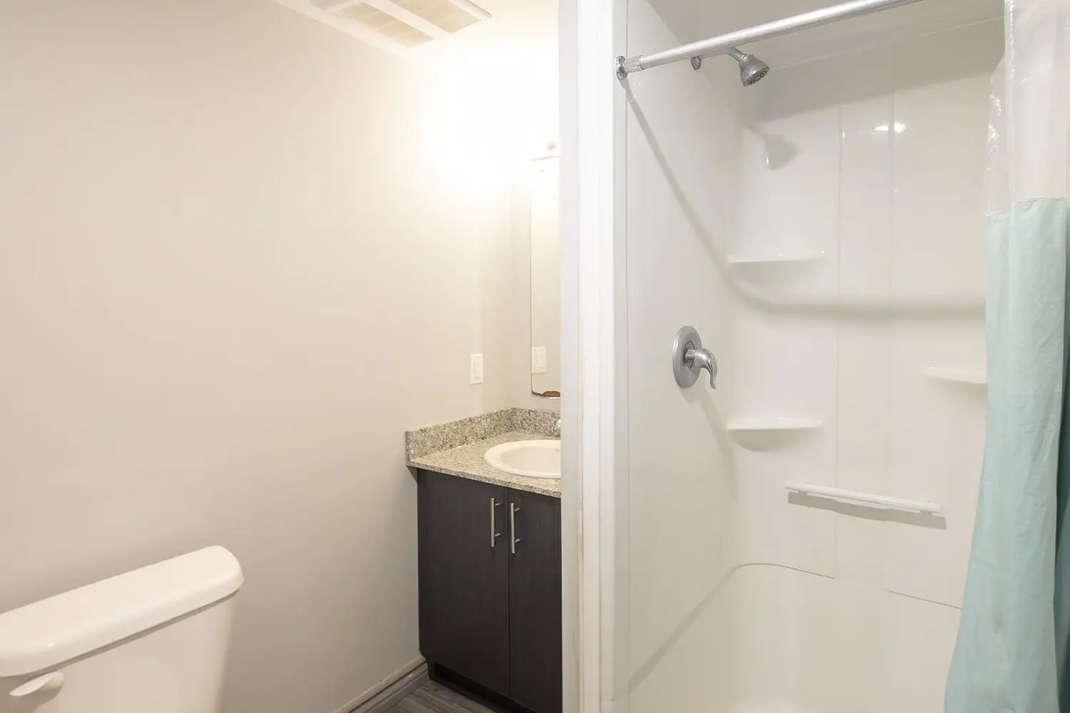 Additional image 15 of 275 Larch Street F212