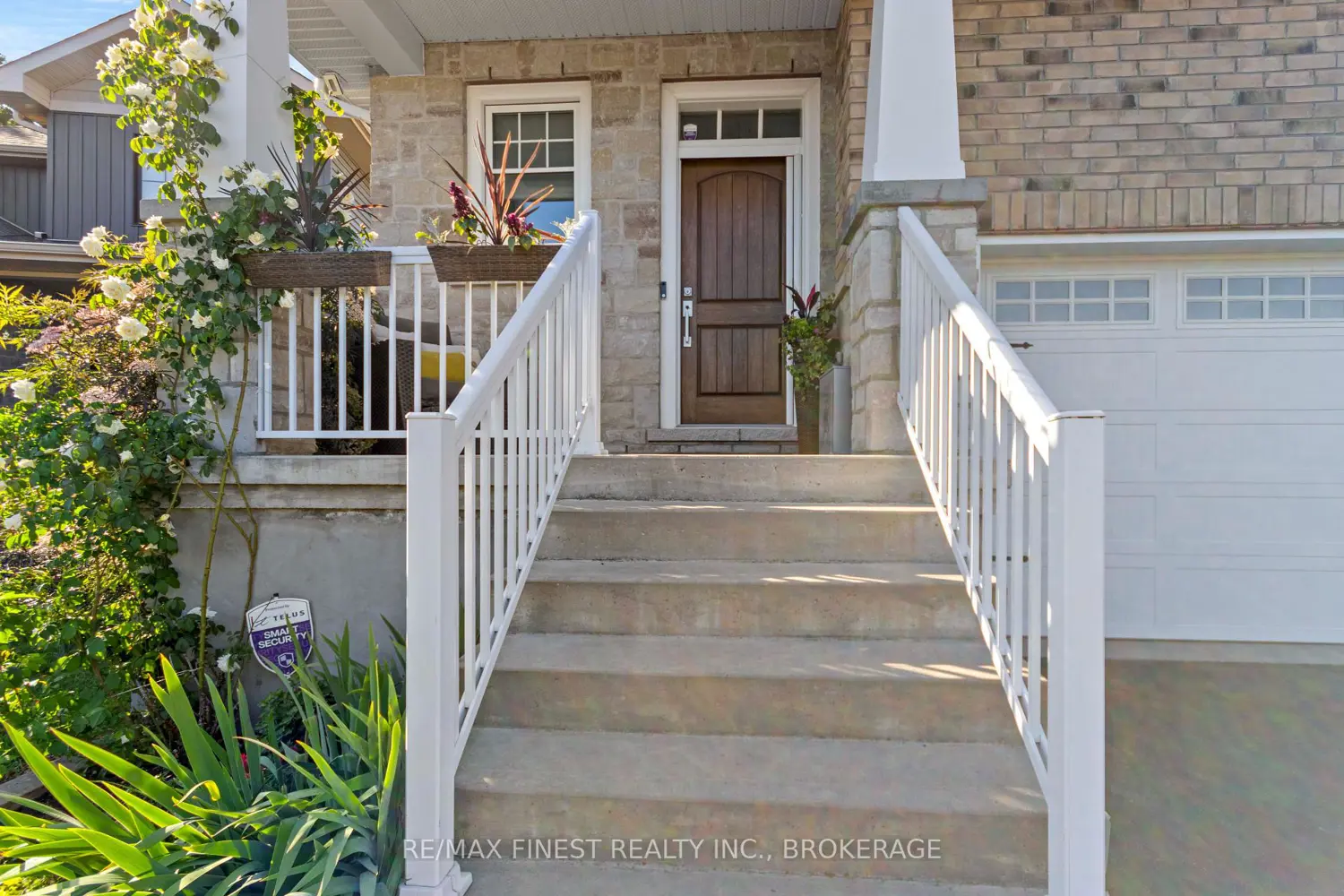 157 Islandview Drive photo 3
