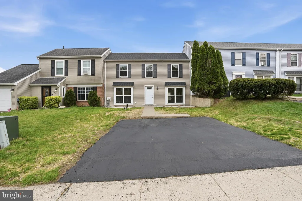 6687 Pickwick Court, Bensalem, PA 19020