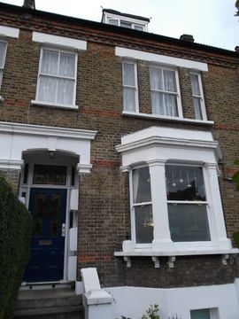Lewin Road, London SW16, Studio to rent