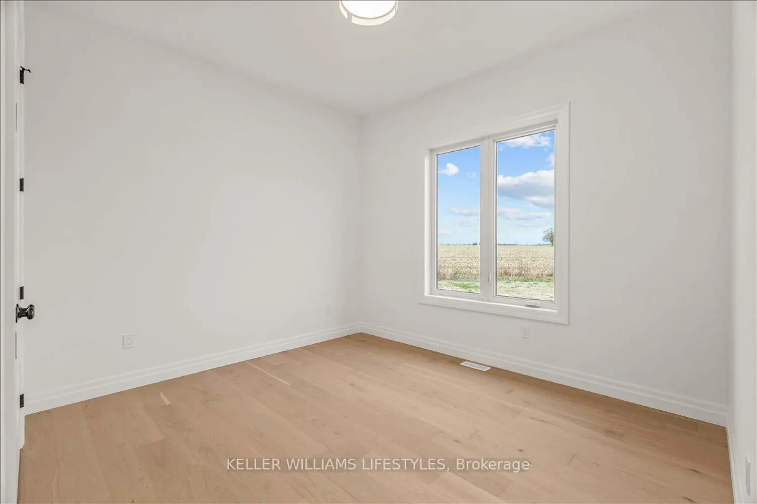 Additional image 6 of 126 Fraser Crescent