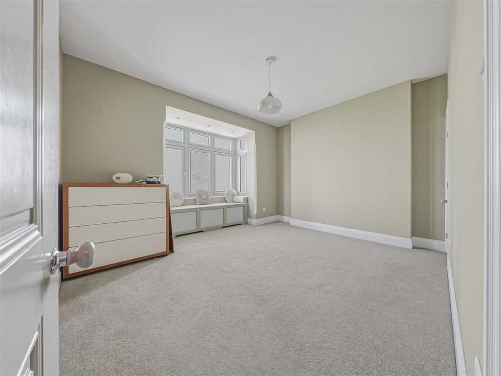 Additional image 39 of 5 bed property for saleBeacon Hill, Herne Bay CT6