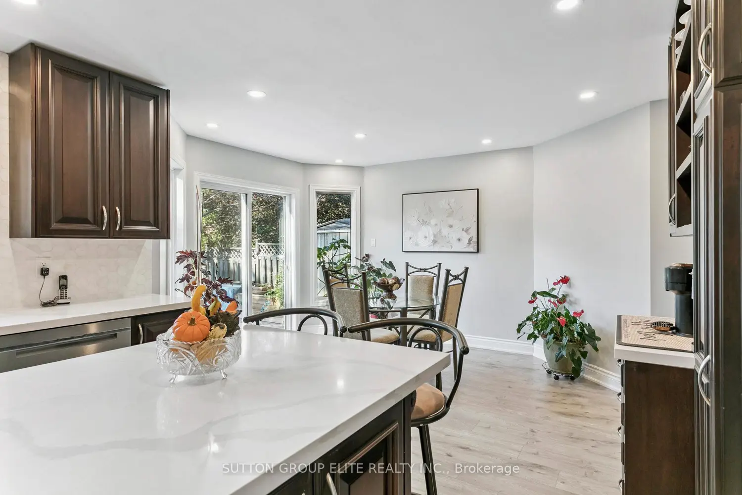 5824 Prairie Circle photo 4