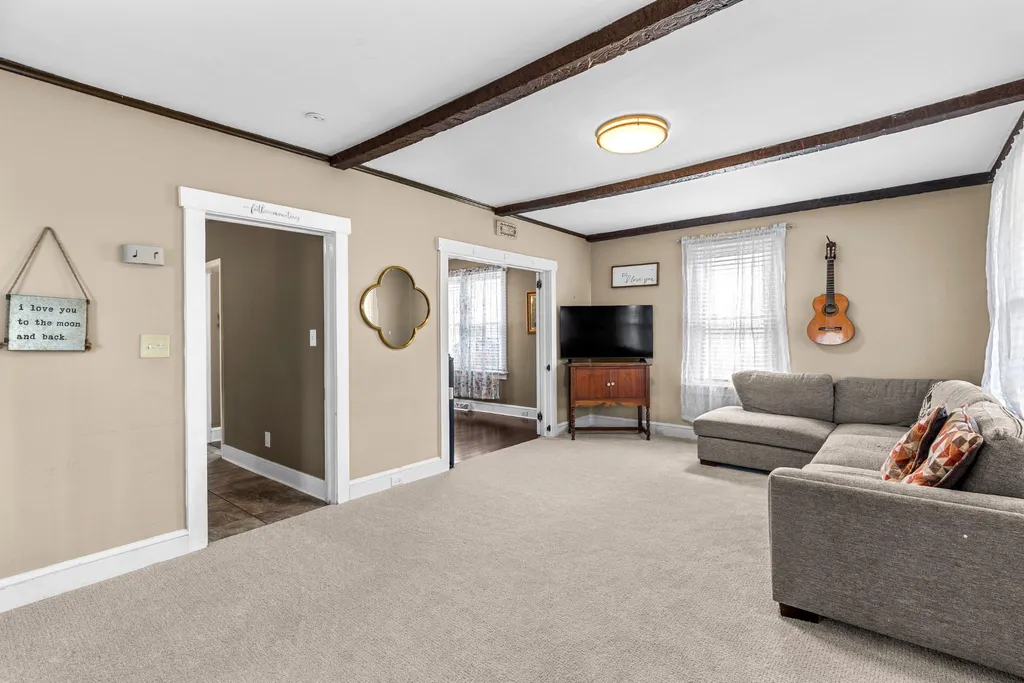 Additional image 5 of 250 E Jackson Street, New Holland, PA 17557