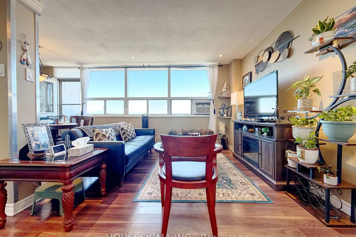 15 Albright Road 1002