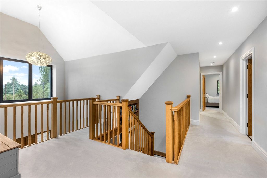 Additional image 13 of 5 bed detached house for saleSquare Drive, Haslemere, Surrey GU27