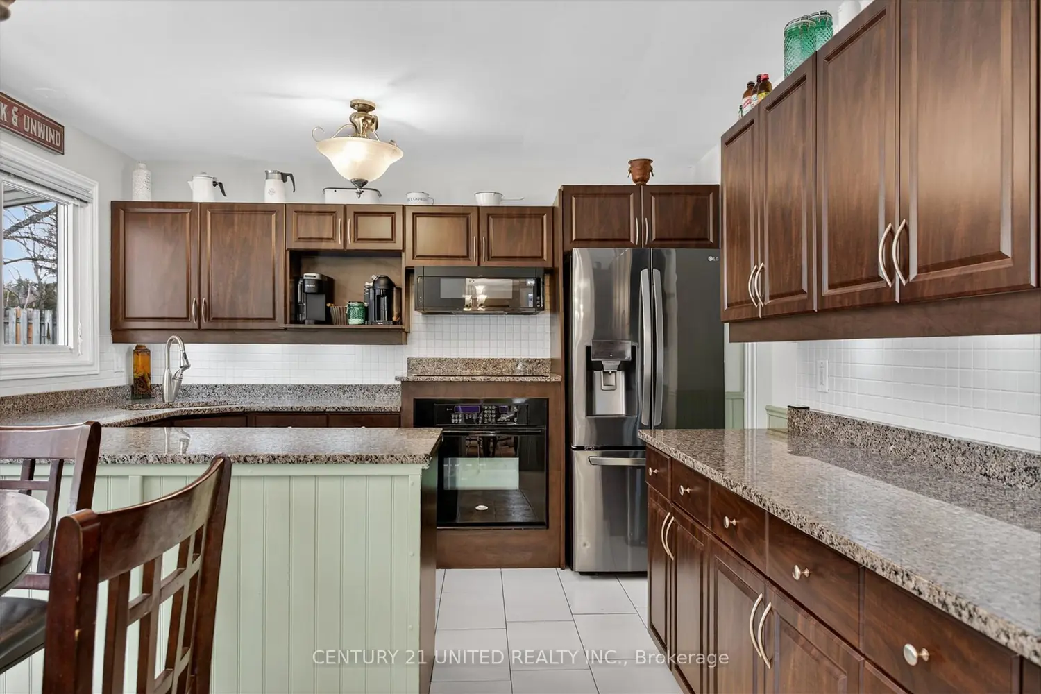 59 Kawartha Hts Boulevard photo 2
