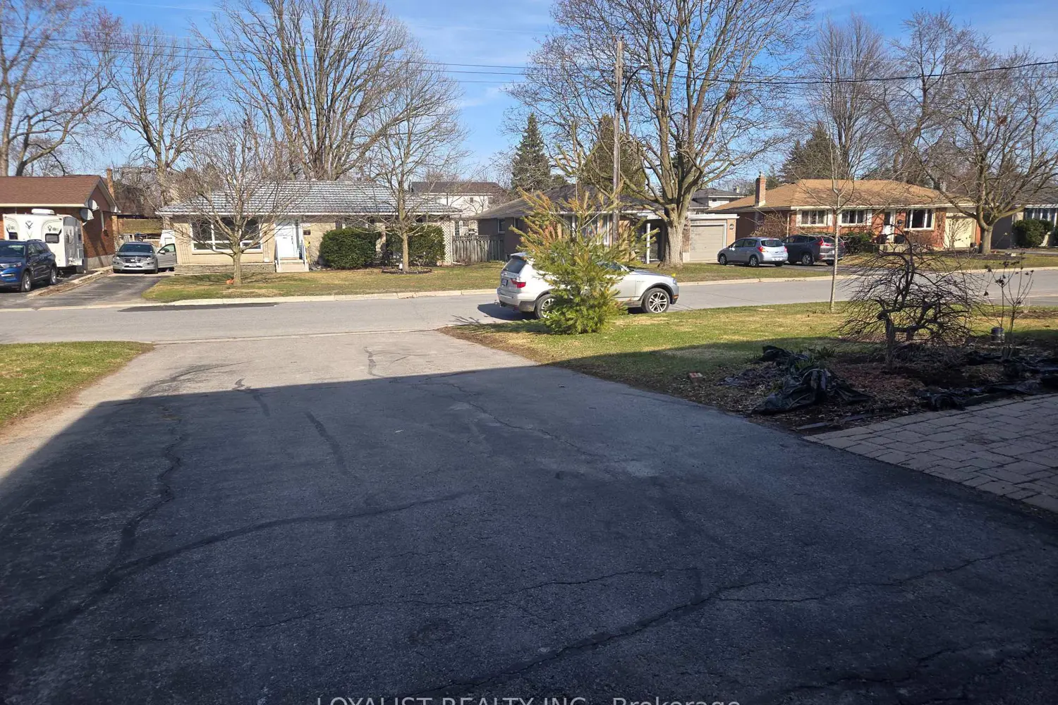 220 Parrott Drive photo 2