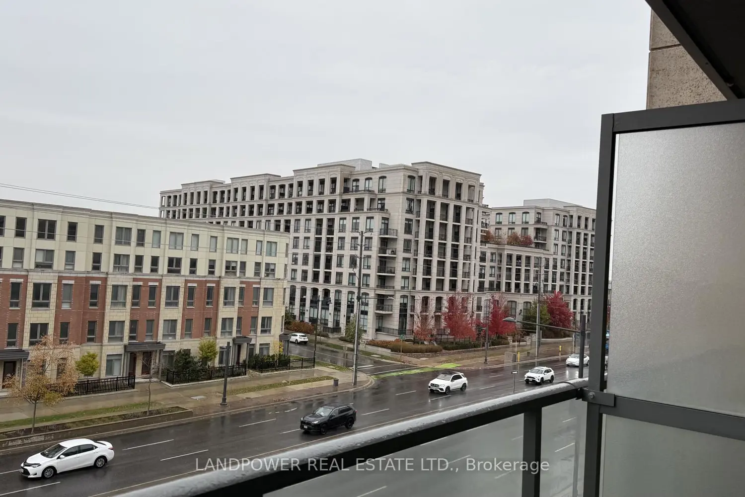 Additional image 11 of 28 Uptown Drive 515