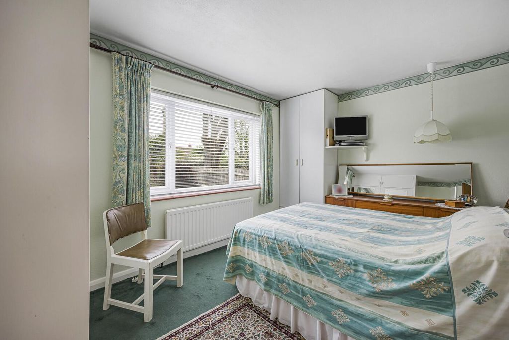 Additional image 10 of 3 bed detached bungalow for saleGreys Road, Henley-On-Thames RG9