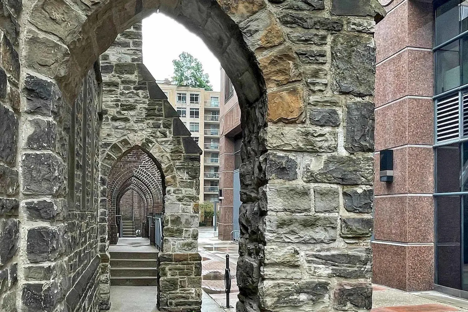 Additional image 19 of 100 Hayden Street 812