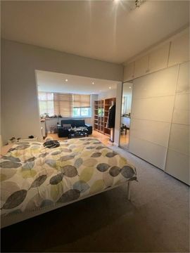 Friern Barnet Lane, London N20, Studio to rent
