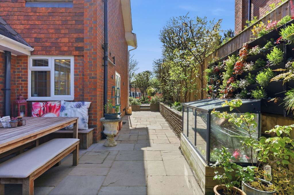 Additional image 26 of 5 bed detached house for salePenny Croft, Harpenden AL5