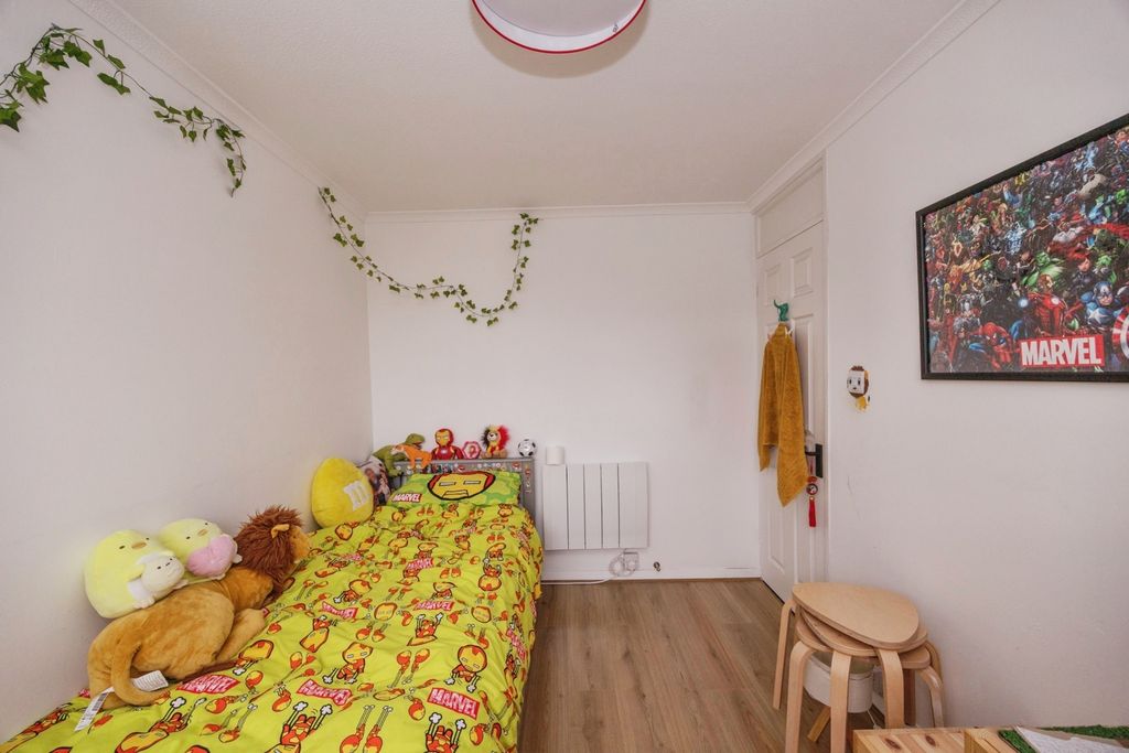 Additional image 14 of 3 bed flat for saleChidham Close, Havant, Hampshire PO9