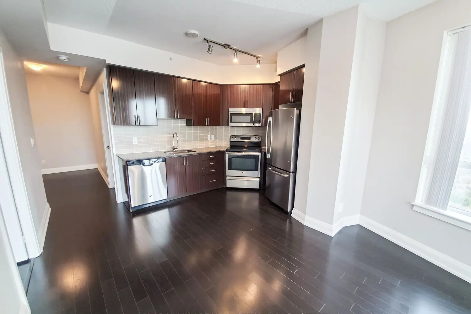 Additional image 3 of 7161 Yonge Street 2632