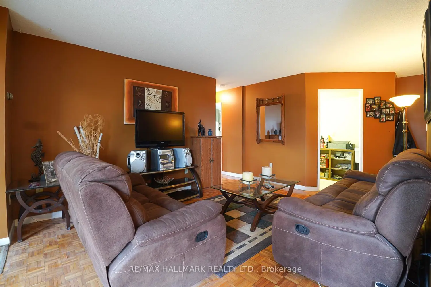 3734 St Clair Avenue 203 photo 5