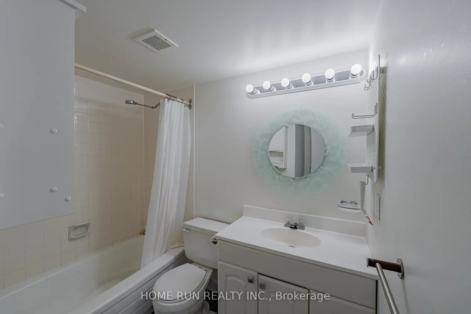Additional image 18 of 555 Brittany Drive 1111