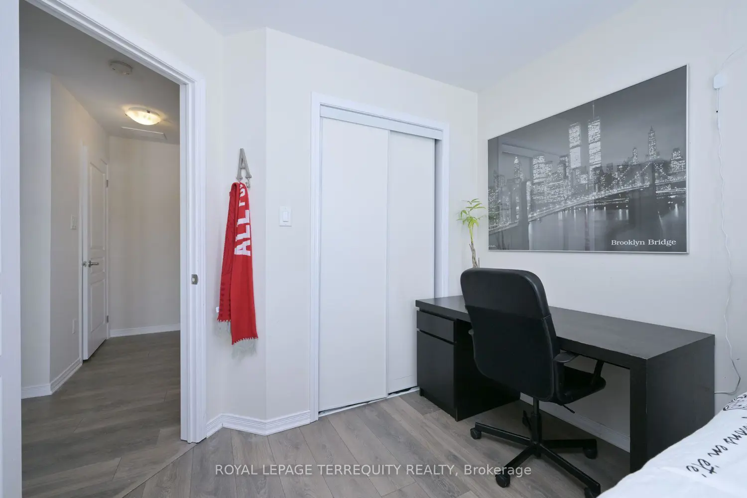 Additional image 11 of 2441 Greenwich Drive 95