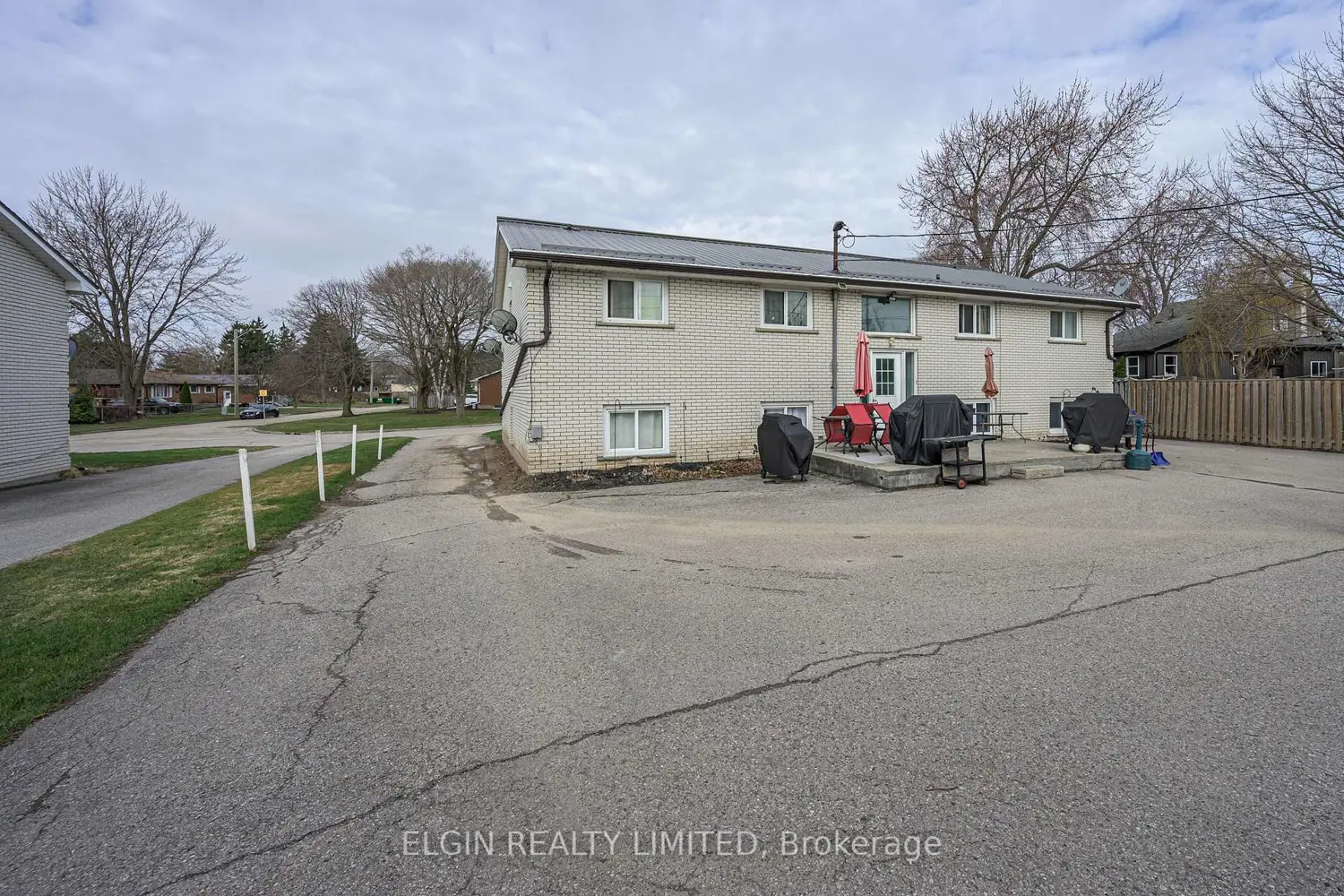 79 Joyce Street photo 4