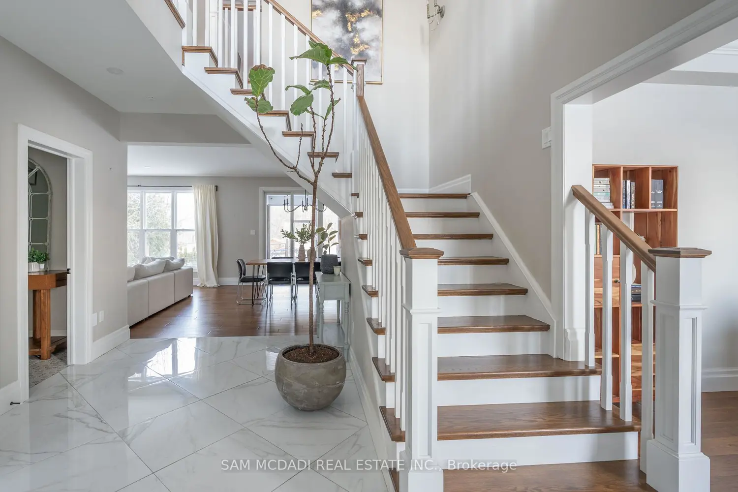 1096 Westbrook Road photo 2