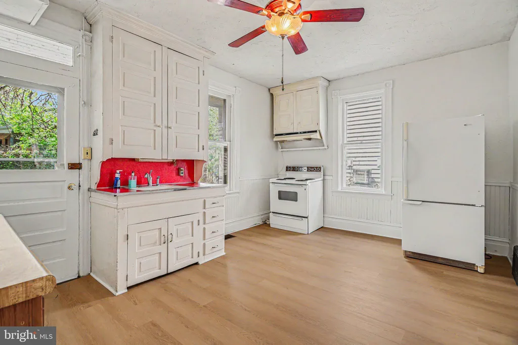 Additional image 9 of 122 S Cedar Street, Lititz, PA 17543