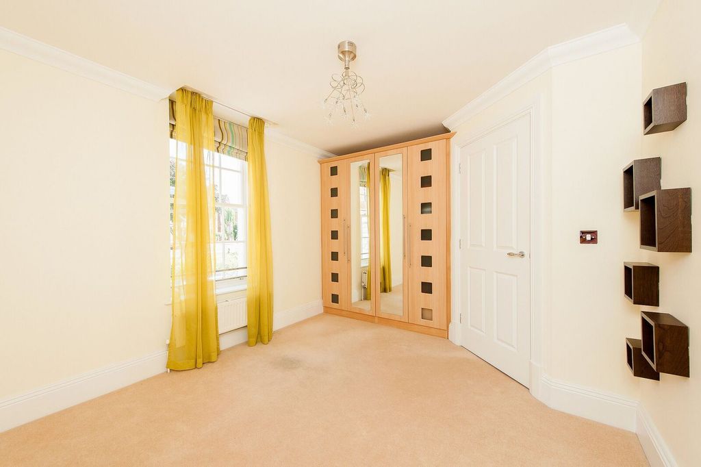 Additional image 2 of 4 bed maisonette for saleHigh Street, Harrow On The Hill, Harrow HA1