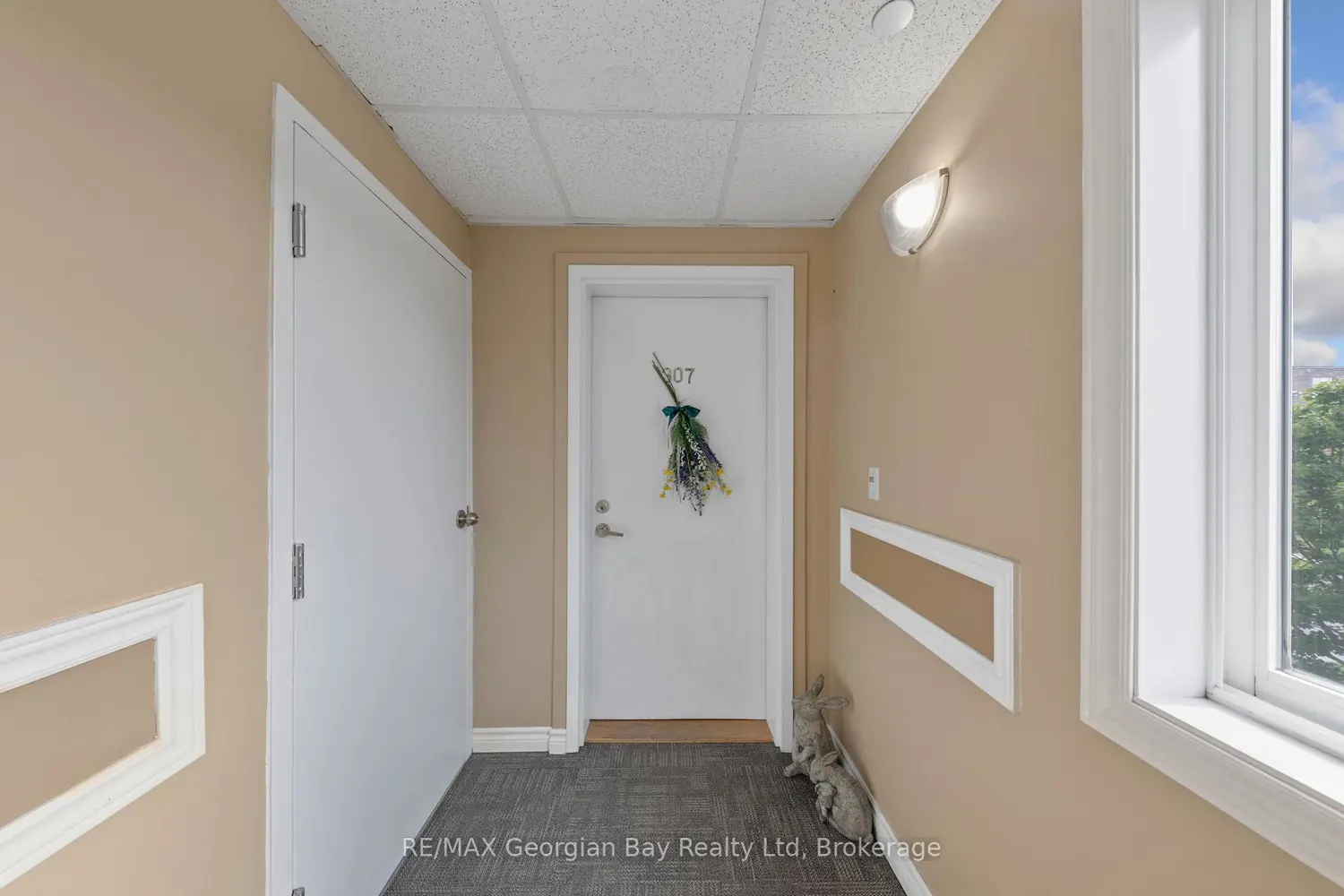 4 Beck Boulevard 307 photo 3