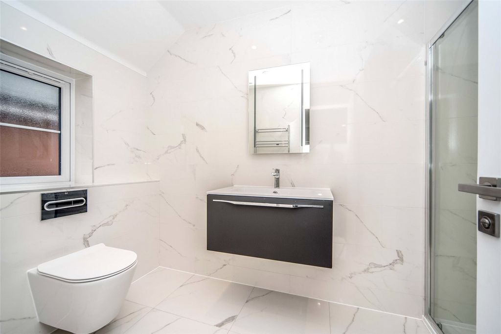 Additional image 5 of 1 bed flat for saleChurch Street, Clifton, Shefford, Bedfordshire SG17