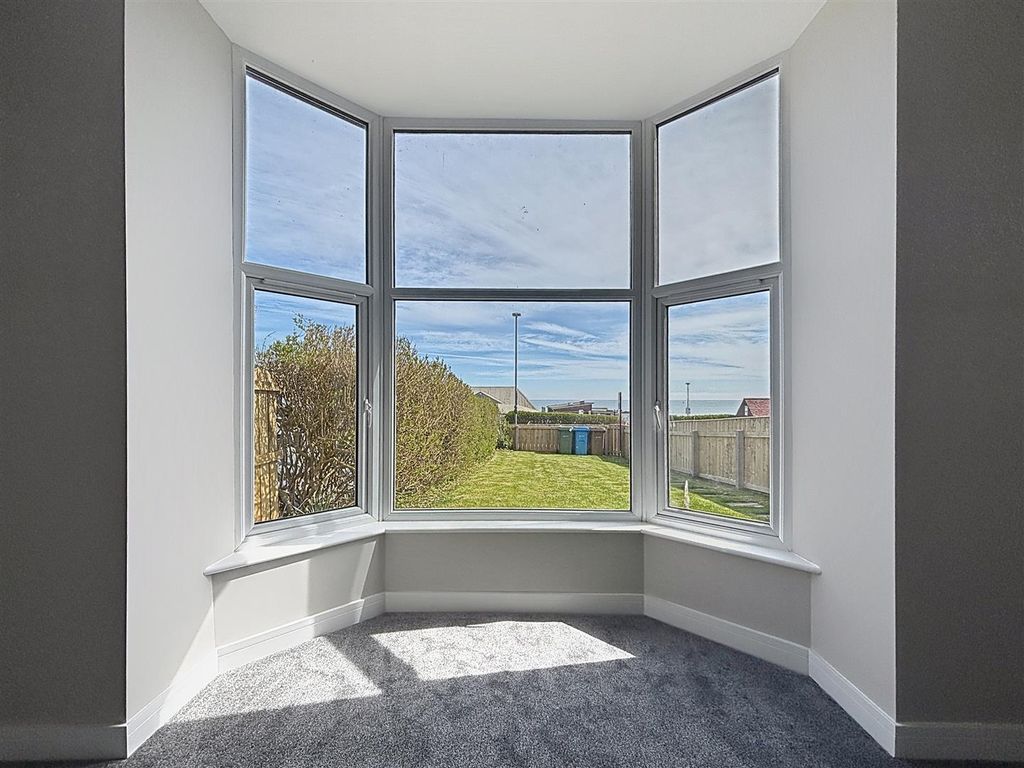 Additional image 4 of 4 bed end terrace house for saleEsplanade, Hornsea HU18