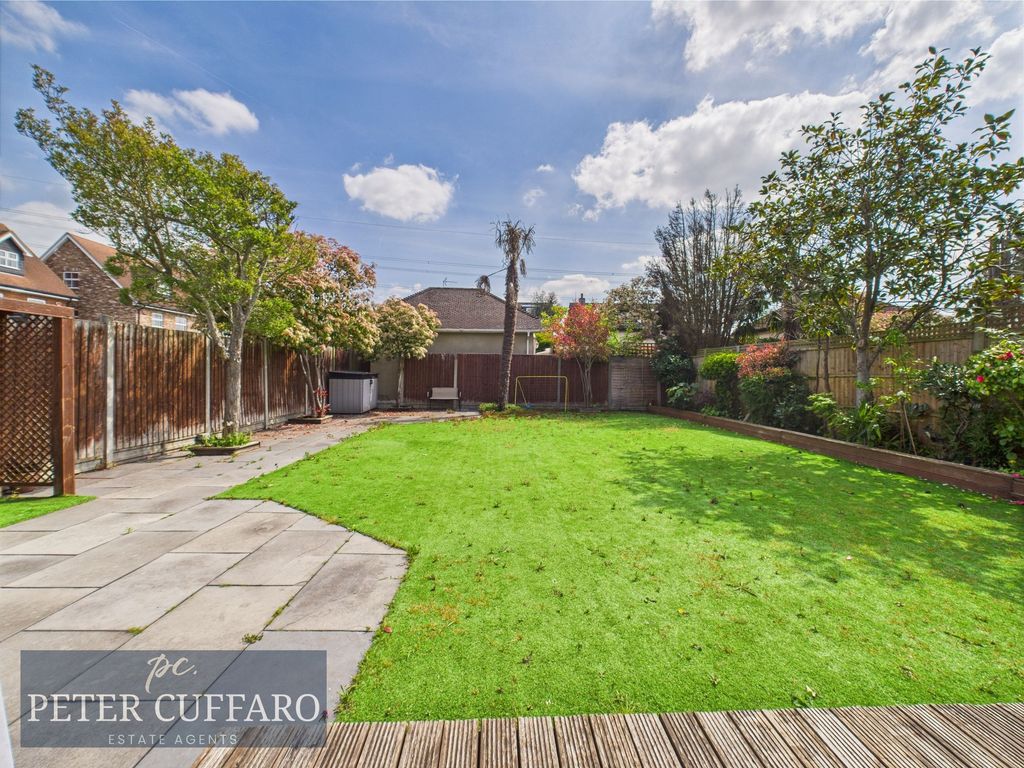 Additional image 20 of 4 bed detached house for saleDerby Road, Hoddesdon EN11