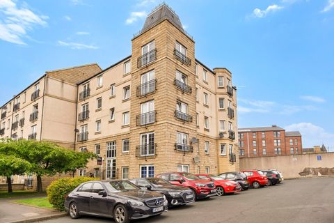 4/10 Steads Place, Leith, Edinburgh EH6