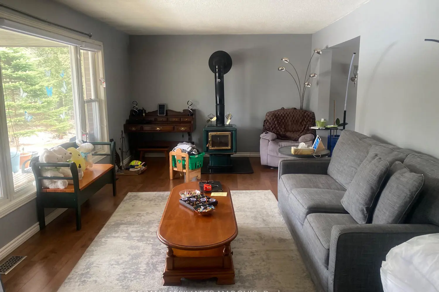 141 Bracken Avenue photo 2