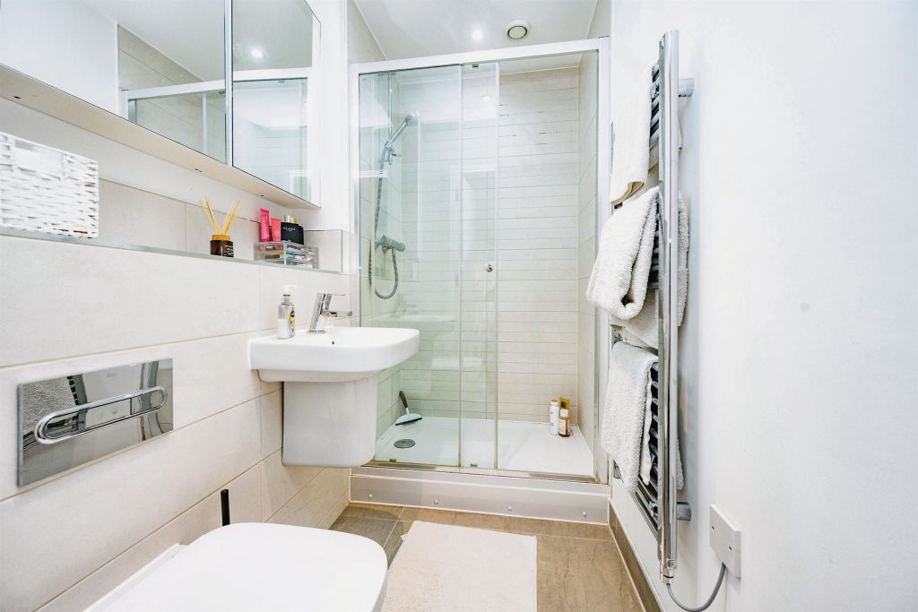 Additional image 9 of 2 bed flat for saleFrogmore Road, Hemel Hempstead HP3