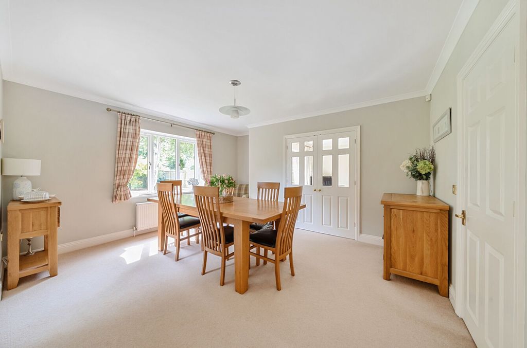 Additional image 10 of 4 bed detached house for salePembury Road, Havant PO9