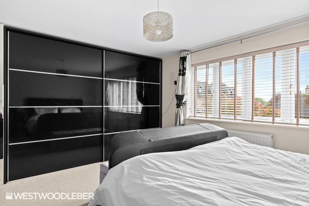 Additional image 22 of 4 bed detached house for saleDerby Road, Hoddesdon EN11