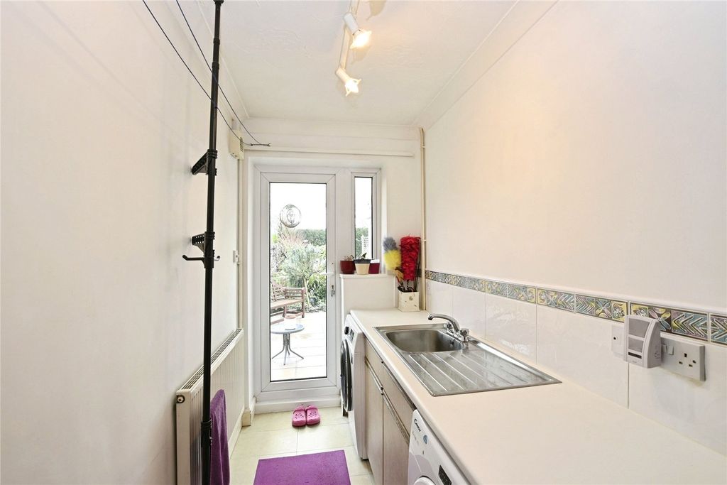 Additional image 13 of 6 bed detached house for saleHavant Road, Hayling Island, Hampshire PO11