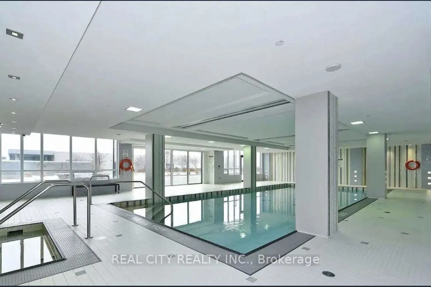 Additional image 13 of 7167 Yonge Street 407