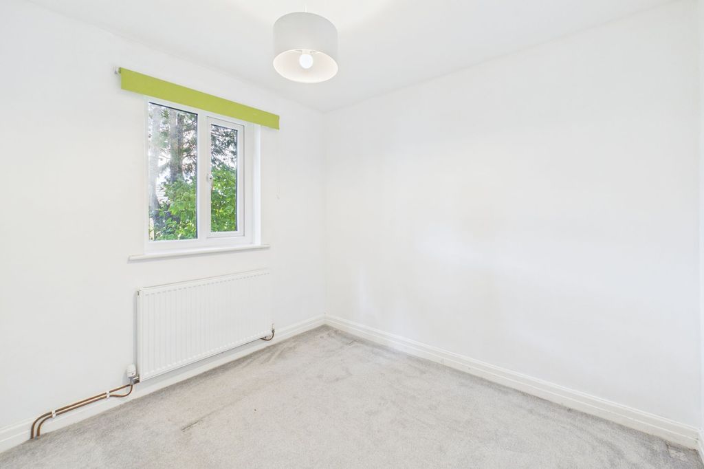 Additional image 13 of 2 bed flat for sale17 Howe Gardens, Kendal LA9