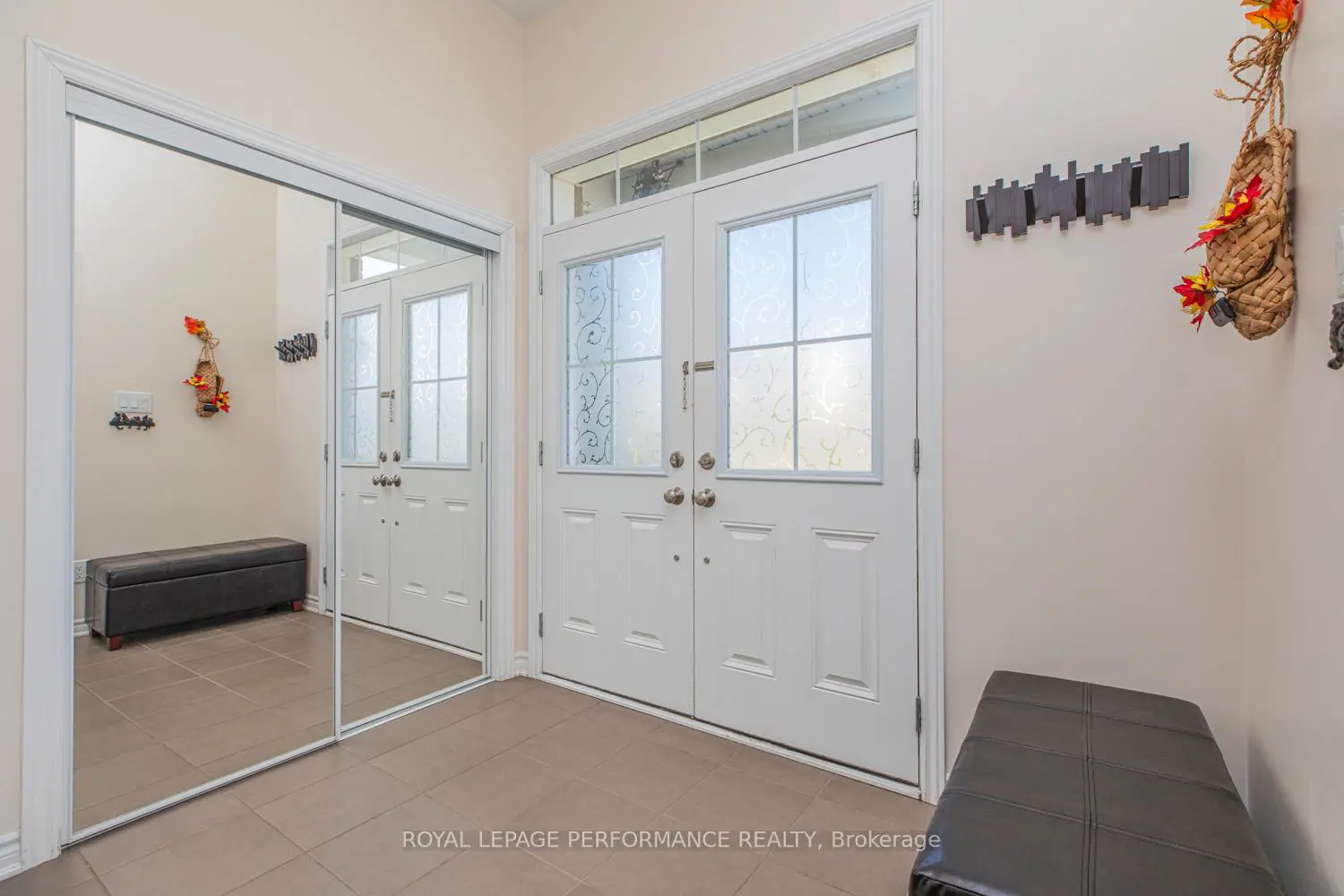 30 Summitview Drive photo 2