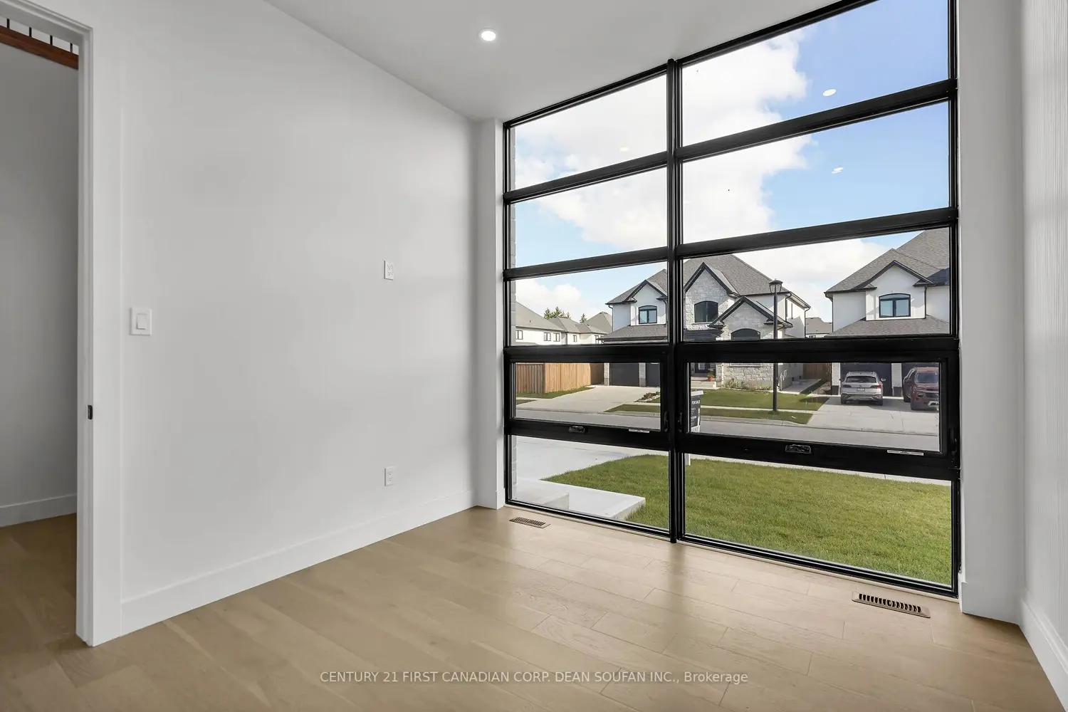 7132 Silver Creek Circle