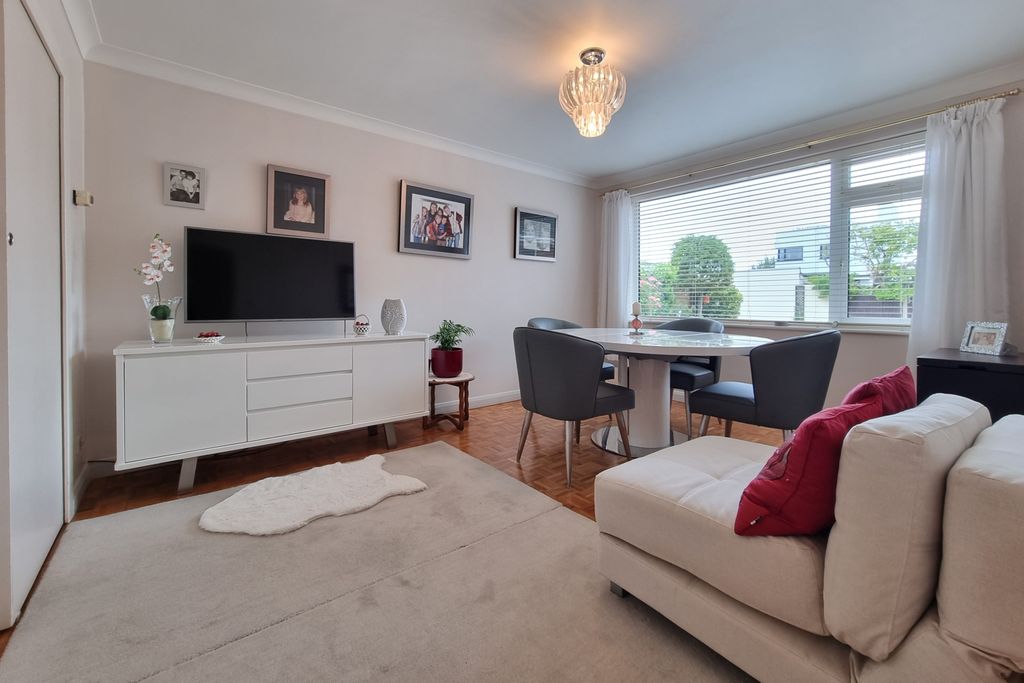 Additional image 7 of 3 bed detached house for saleHayling Island, Hampshire PO11