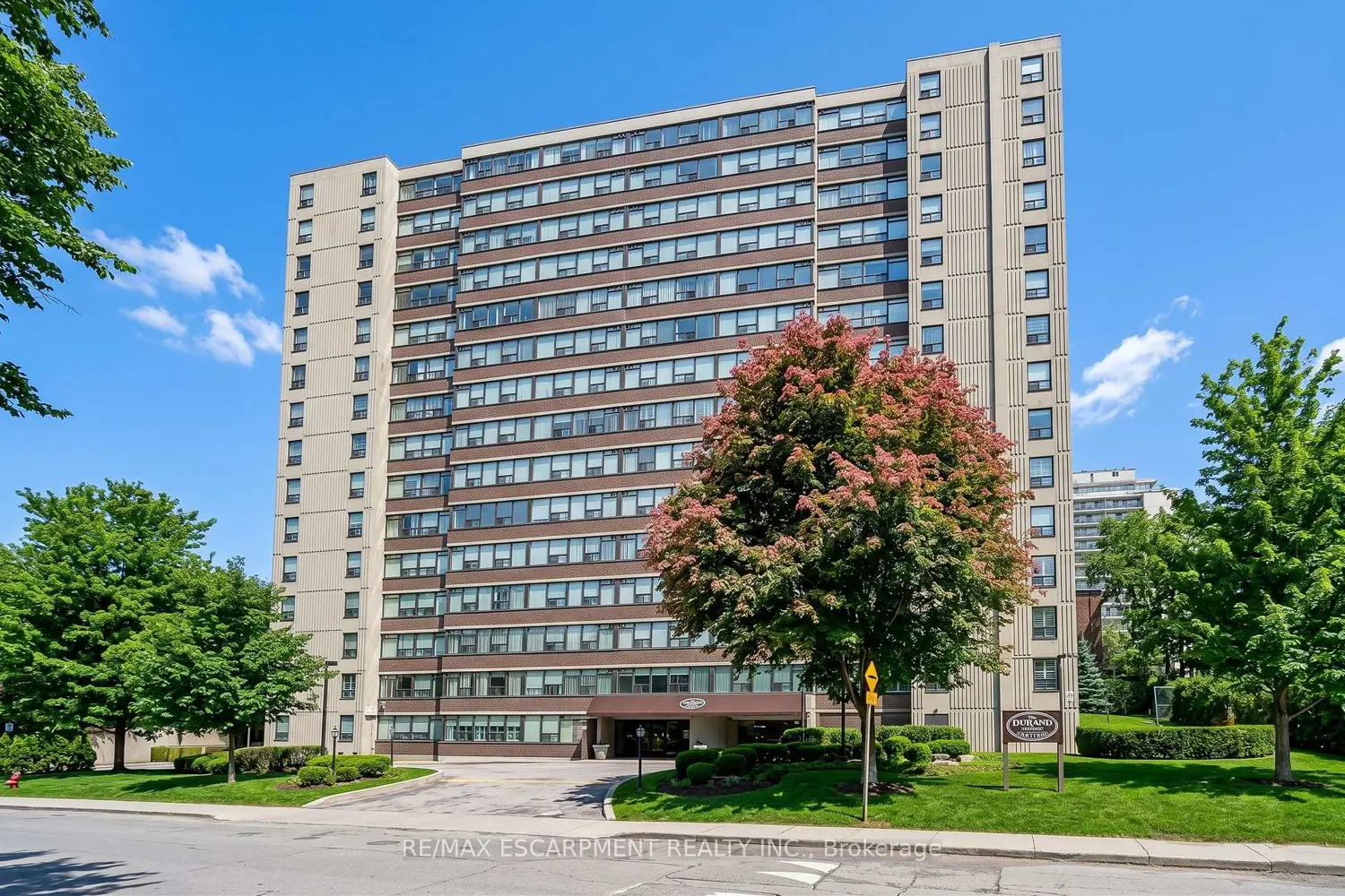 120 Duke Street 504