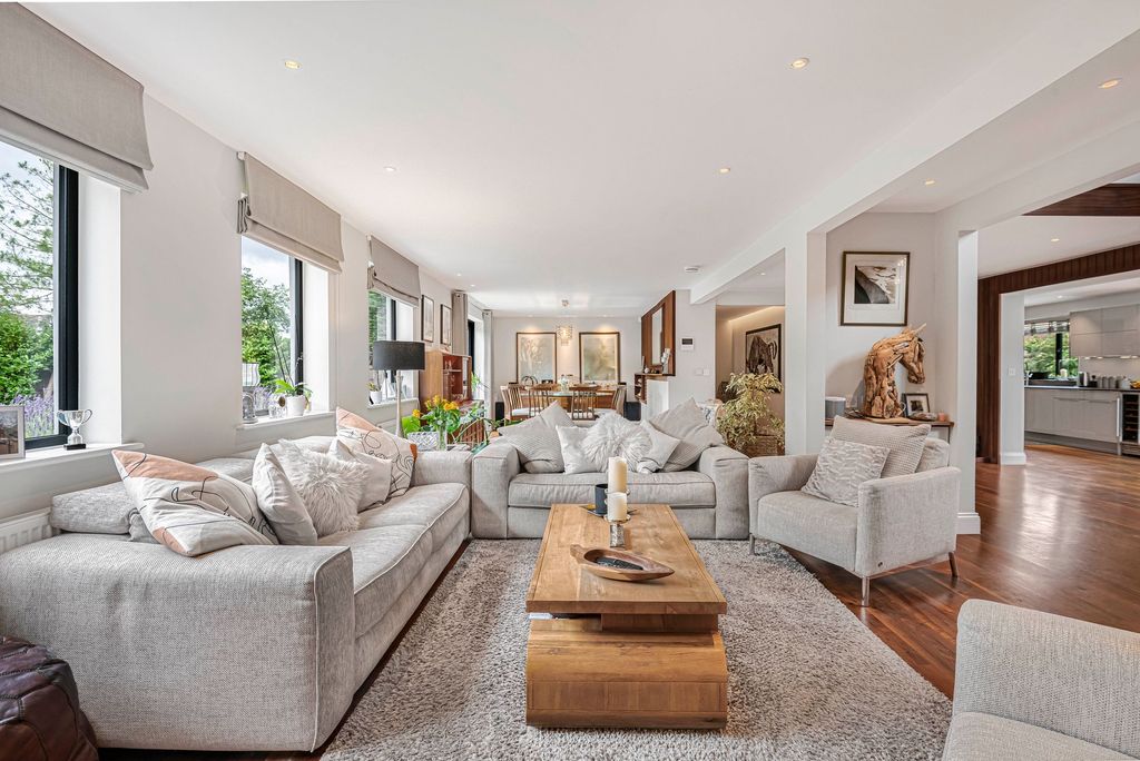 Additional image 5 of 5 bed detached house for saleSt. Andrews Road, Henley-On-Thames RG9