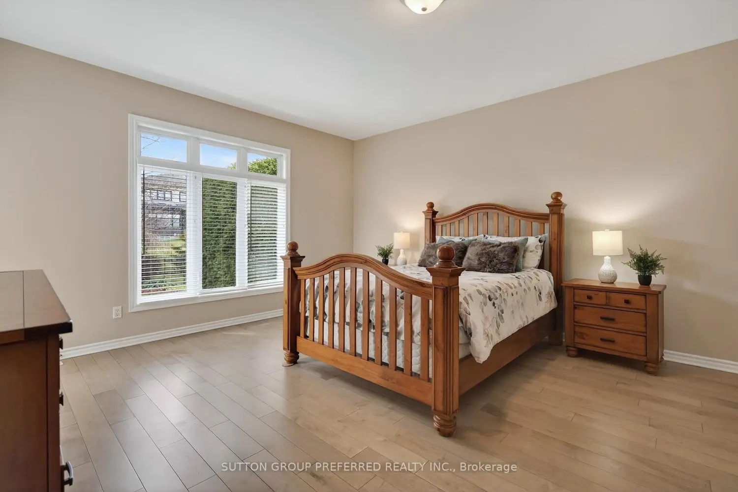22 Springfield Way photo 5
