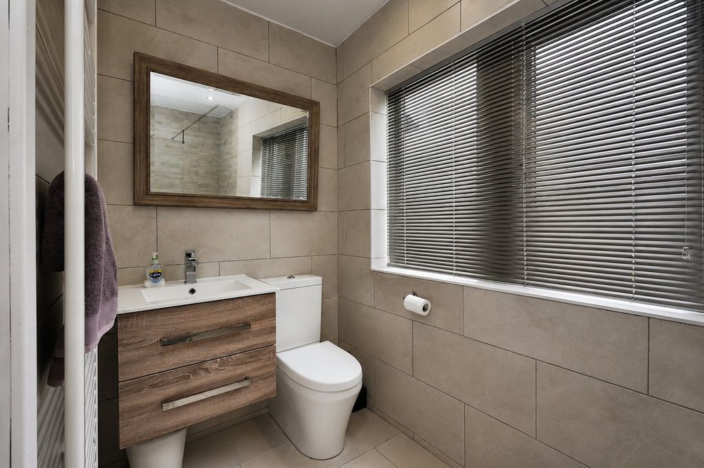 Additional image 15 of 5 bed detached house for saleBroomfield Avenue, Halifax HX3
