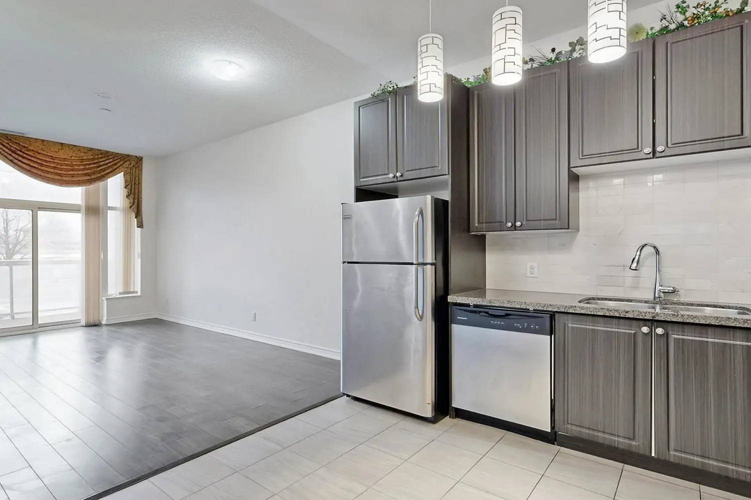 Additional image 14 of 8323 Kennedy Road 120