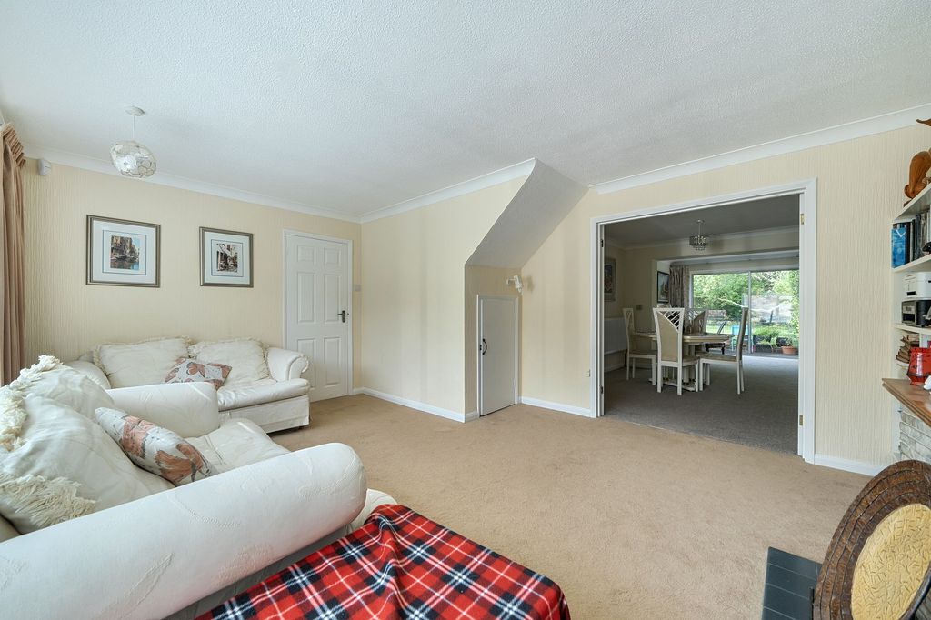 Additional image 6 of 4 bed detached house for saleLongmead Gardens, Havant PO9